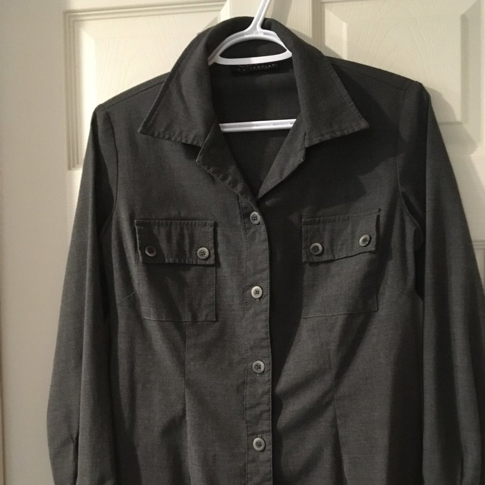 Vintage Grey Button-up Shirt 5/$25